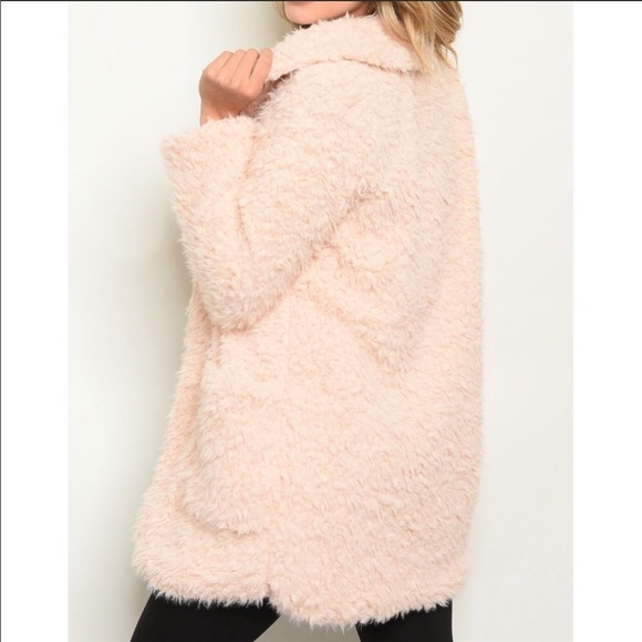 ❤️So Soft! Blush Fuzzy Open Teddy Coat! - Picture 4 of 6